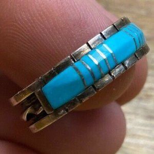 ZUNI Inlaid turquoise with twist deco along band ring by Phyllis Lucio Size 13